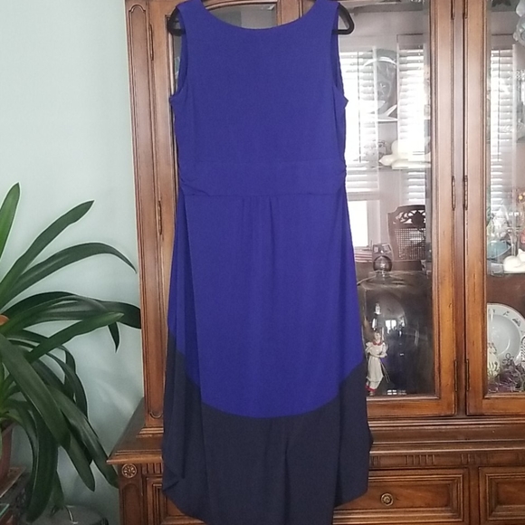 Dress - Picture 5 of 6